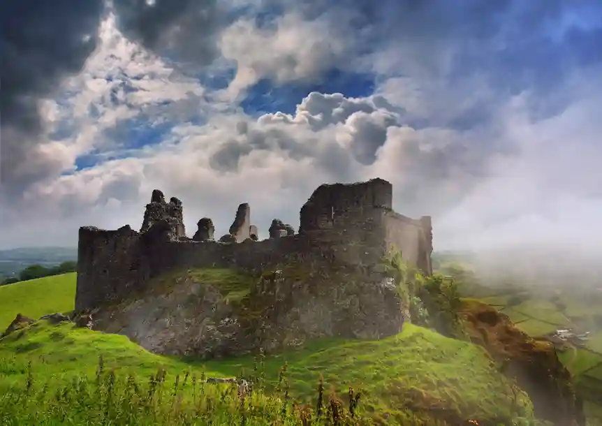 Carreg Cennen Castle