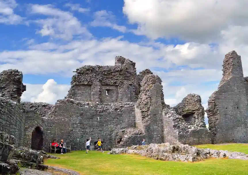 Carreg Cennen Castle
